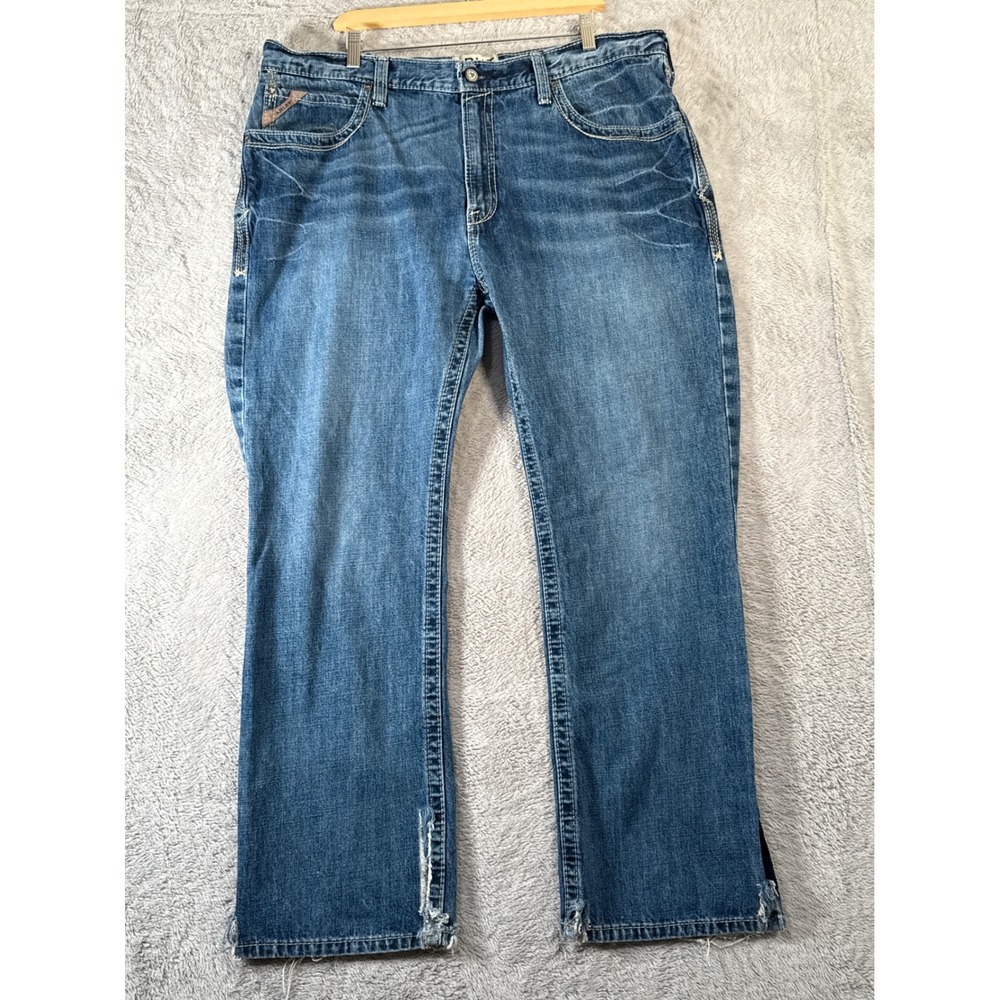 ARIAT M4 Relaxed Boot Cut Jeans Mens 40/32 Distressed Grunge Denim Blue‎ READ